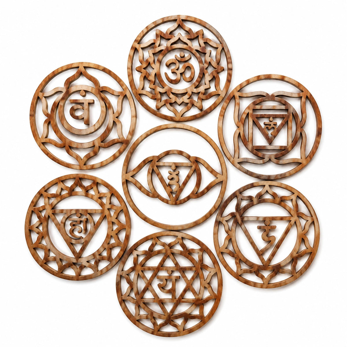 Lot de 7 décorations murales rondes diamètre 25 cm en bois marron ajouré style géométrique